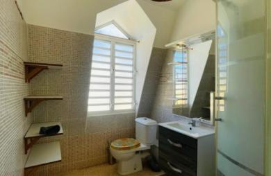 Location Appartement 47.29m&sup2; 2 pièces Basse-Terre
