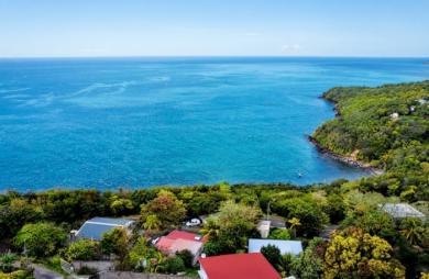 Vente Entrepot 800m² Bouillante