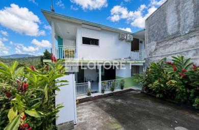 Vente Maison 180m² 8 pièces Bouillante