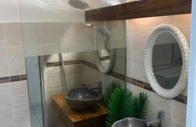 Studio meublé Résidence sécurisée avec piscine Bas du Fort