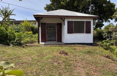 Maison individuelle à Sainte-Anne avec votre agence Longfort Immobilier