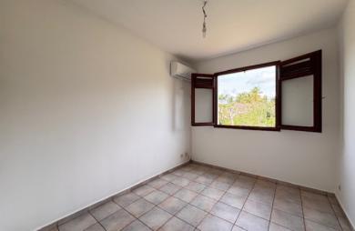 Maison individuelle à Sainte-Anne avec votre agence Longfort Immobilier