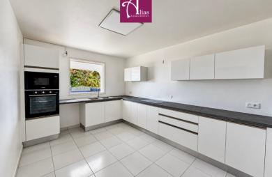 Villa F5 meublée avec piscine à Convenance