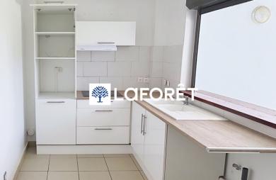 Location Maison 83.24m² 4 pièces Saint François