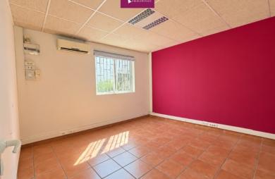 À LOUER   Bureau professionnel d’environ 35 m2   Immeuble NEVADA - Jarry, Baie-Mahault
