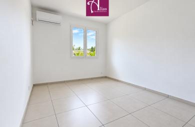 À LOUER   VILLA F5 RÉCENTE DE 121 M2   BIGLETTE, BAIE-MAHAULT