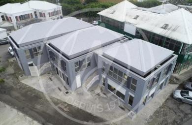 Location Bureaux 67m&sup2; Les Abymes