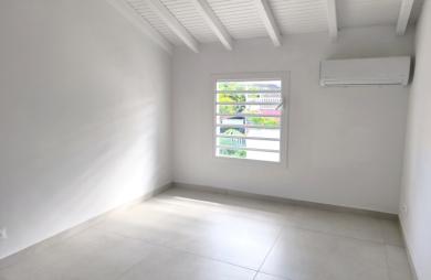 Villa F5 récente - Secteur Vernou à Petit-Bourg