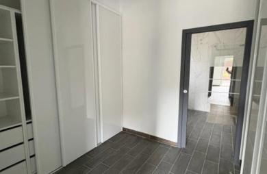 Location Maison 170.5m&sup2; 5 pièces Les Abymes