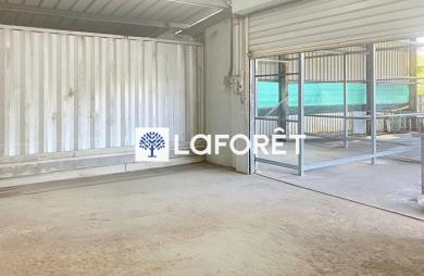 Location Entrepot 193m² Baie Mahault