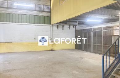 Location Entrepot 193m² Baie Mahault