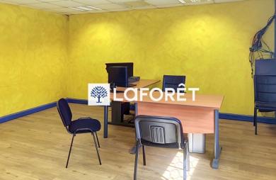 Location Entrepot 193m² Baie Mahault