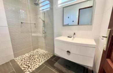 Jolie maison 2 chambres à Sainte-Anne - Agence LONGFORT IMMOBILIER