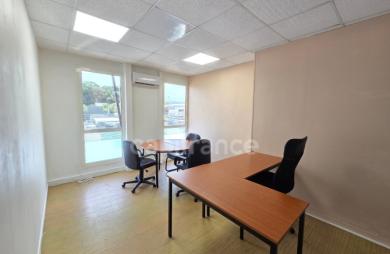 Location Local commercial 14m&sup2; 1 pièce Baie Mahault