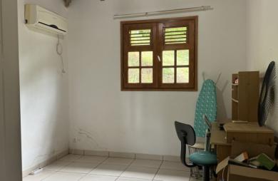 Villa T4 Moderne : Vue Mer et Sérénité à Pointe-Noire à 267 500 EUR