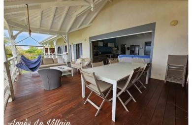 Vente Maison 89m&sup2; 4 pièces Bouillante