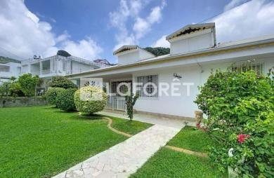 Vente Maison 113.47m² 5 pièces Gourbeyre