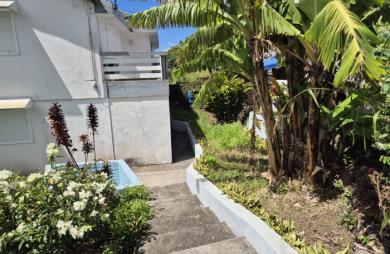 Vente Maison 144m&sup2; 7 pièces Gourbeyre