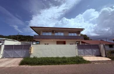 Vente Immeuble 215m&sup2; 8 pièces Remire Montjoli