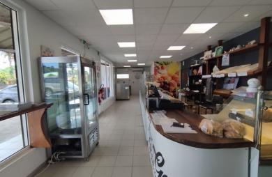 Vente Fonds de commerce 180m&sup2; 5 pièces Matoury