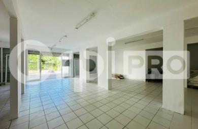 Local de 135 m² au coeur de la ville !