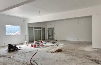 Location Local commercial 180m² Remire Montjoli