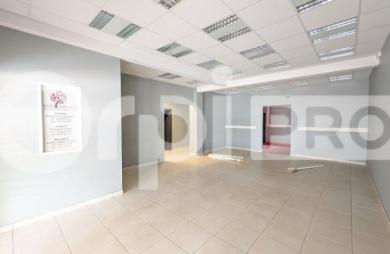 MACOURIA – Emplacement premium en 1ère ligne de la ZA de Soula
