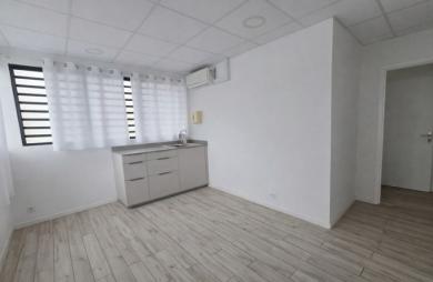 Vente Bureaux 118m&sup2; 6 pièces Cayenne