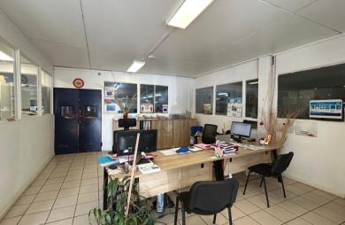 Location Entrepot 600m² Matoury