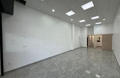 Location Local commercial 49m² Cayenne
