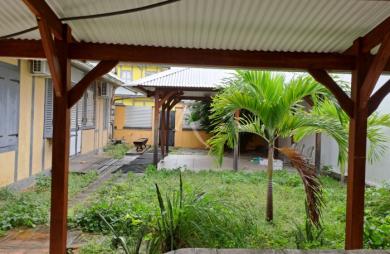Vente Immeuble 363m² 8 pièces Cayenne
