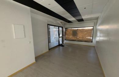 Location Local commercial 51m² Cayenne