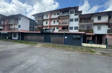 Vente Local commercial 286m&sup2; 4 pièces Kourou