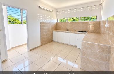Vente Immeuble 172m&sup2; 7 pièces Cayenne