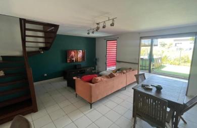 Vente Maison 84.95m&sup2; 4 pièces Remire Montjoli