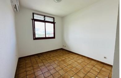 Vente Appartement 67m&sup2; 3 pièces Kourou