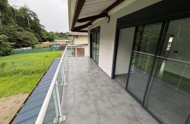 Location Maison 113.69m&sup2; 5 pièces Matoury