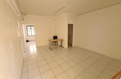 Location Fonds de commerce 31m&sup2; 3 pièces Fort de france