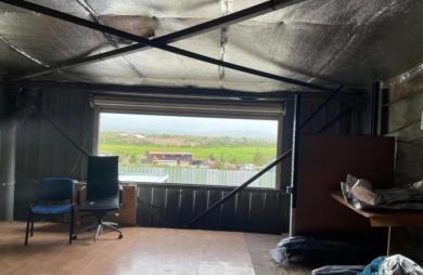 Location Local commercial 450m&sup2; 3 pièces Ducos