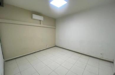 Location Bureaux 63m&sup2; 1 pièce Rivière Salée