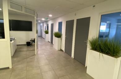 Location Bureaux 160m² Ducos