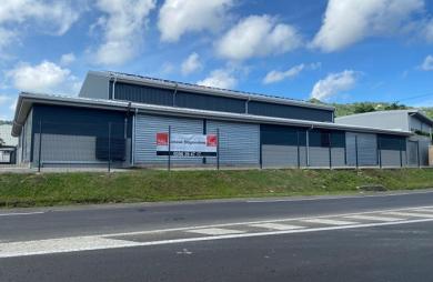 Location Local commercial 900m² Le Robert