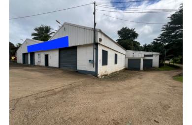 Location Entrepot 900m² Gros Morne