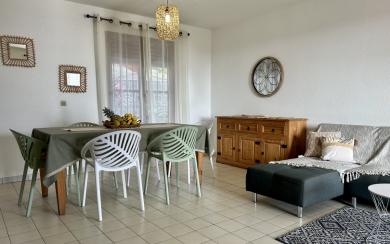 SAINTE LUCE - Vue mer -VILLA 3 chambres avec piscine 2100€ 