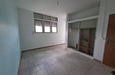 Location Appartement 107m&sup2; 5 pièces Sainte Luce