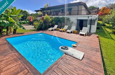 Vente Maison 208.81m² 5 pièces La Trinité
