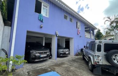 MAISON F4 AU MORNE ROUGE .