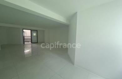 Location Bureaux 46m&sup2; 1 pièce Fort de france
