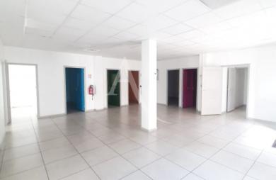Vente Bureaux 150m² 10 pièces Fort de france