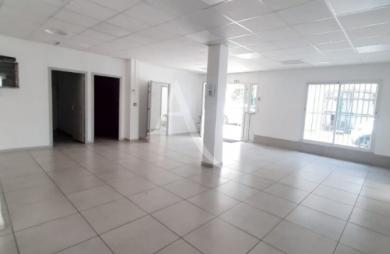 Vente Bureaux 150m² 10 pièces Fort de france